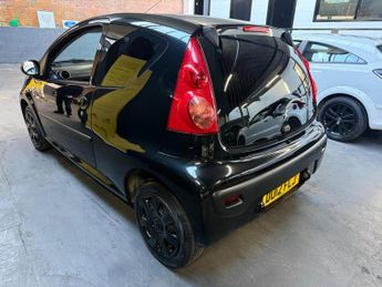 Peugeot 107 1.0 12V Urban Euro 5 3dr