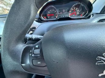 Peugeot 208 1.2 VTi PureTech Active Euro 6 5dr