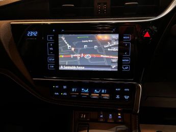 Toyota Auris 1.8 VVT-h Excel Touring Sports CVT Euro 6 (s/s) 5dr