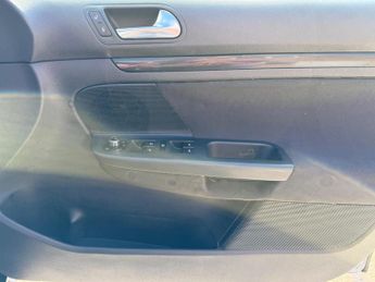 Volkswagen Golf 1.2 TSI SE Estate 5dr Petrol DSG (122ps)