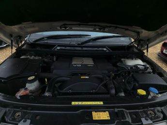 Land Rover Range Rover 3.6 TD V8 Vogue Station Wagon 5dr