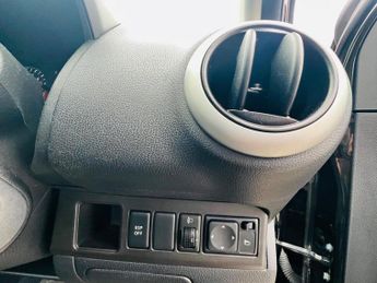 Nissan Note 1.6 16V n-tec+ Auto Euro 5 5dr