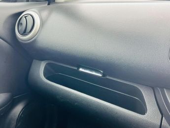 Nissan Note 1.6 16V n-tec+ Auto Euro 5 5dr