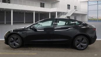Tesla Model 3 Standard Range Plus Auto RWD 4dr