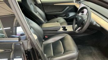 Tesla Model 3 Standard Range Plus Auto RWD 4dr