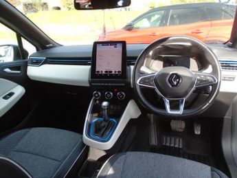 Renault Clio 1.6 E-TECH Launch Edition Auto Euro 6 (s/s) 5dr