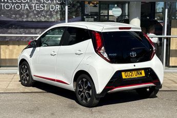 Toyota AYGO 1.0 VVT-i x-trend x-shift Euro 6 5dr (Safety Sense)