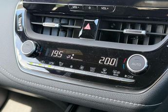 Toyota Corolla 1.8 VVT-h Icon Touring Sports 5dr Petrol Hybrid CVT Euro 6 (s/s)