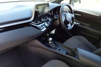 Toyota C-HR 1.8 VVT-h Icon CVT Euro 6 (s/s) 5dr