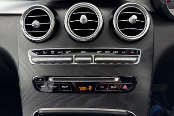 Mercedes-Benz GLC 2.1 GLC220d AMG Line (Premium Plus) SUV 5dr Diesel G-Tronic 4MAT