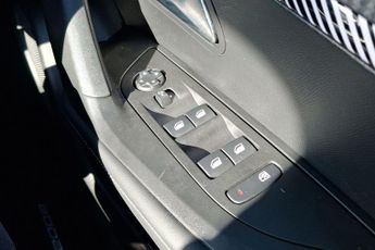 Peugeot 2008 1.2 PureTech Allure SUV 5dr Petrol EAT Euro 6 (s/s) (130 ps)