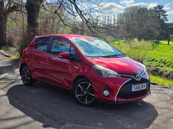 Toyota Yaris 1.5 VVT-h Design E-CVT Euro 6 5dr