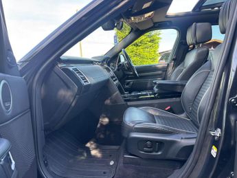 Land Rover Discovery 3.0 TD V6 HSE Luxury Auto 4WD Euro 6 (s/s) 5dr