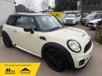 MINI John Cooper Works 1.6 John Cooper Works Hatchback 3dr Petrol Manual Euro 4 (211 ps