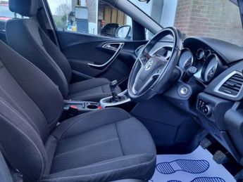 Vauxhall Astra 1.6 16v SRi VX Line Euro 5 5dr