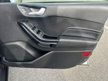 Ford Fiesta 1.0T EcoBoost Active X Auto Euro 6 (s/s) 5dr