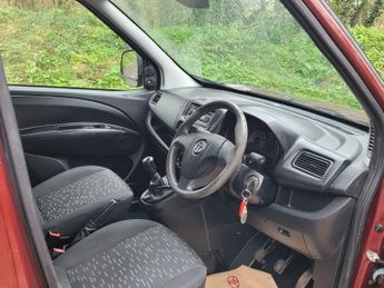 Vauxhall Combo 1.3 CDTi 2000 16v FWD L1 H1 3dr