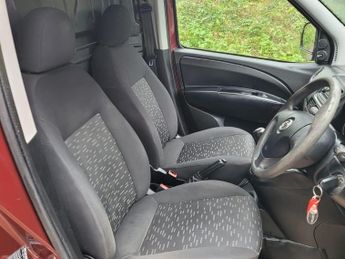 Vauxhall Combo 1.3 CDTi 2000 16v FWD L1 H1 3dr