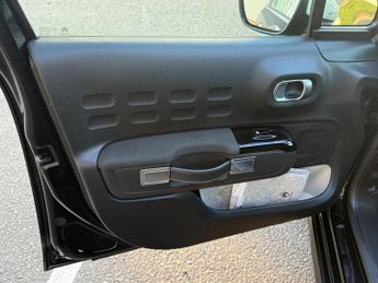 Citroen C3 1.2 PureTech PLUS EAT6 Euro 6 (s/s) 5dr