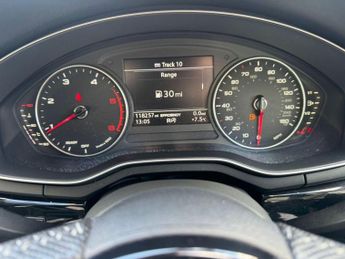 AUDI A4 AVANT 2.0 TDI S line Estate 5dr Diesel S Tronic quattro Euro 6 (s/s) (