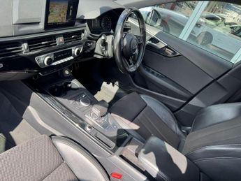 AUDI A4 AVANT 2.0 TDI S line Estate 5dr Diesel S Tronic quattro Euro 6 (s/s) (