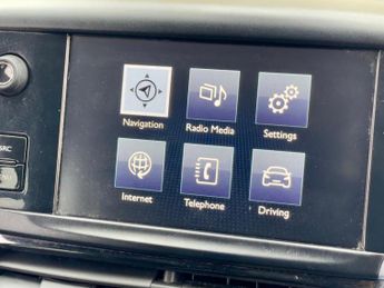 Peugeot 2008 1.2 VTi PureTech Crossway Euro 5 5dr