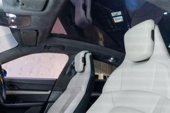 Porsche Taycan Performance Plus 93.4kWh Turbo Auto 4WD 4dr (11kW Charger)