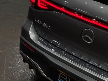 Mercedes-Benz EQB EQB 350 66.5kWh AMG Line (Premium) Auto 4MATIC 5dr