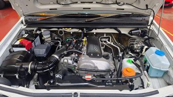Suzuki Jimny SZ4 JIMNY SIERRA CROSS X ADVENTURE