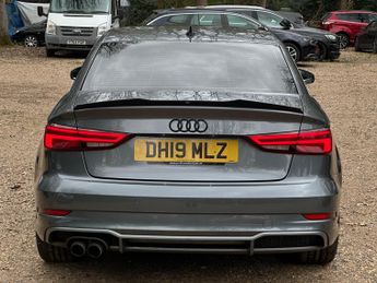 Audi A3 1.5 TFSI CoD 35 S line S Tronic Euro 6 (s/s) 4dr