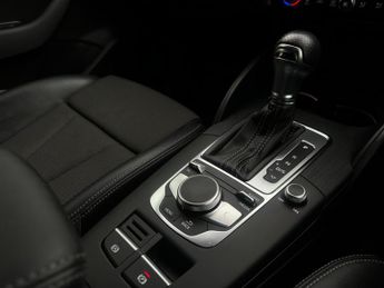 Audi A3 1.5 TFSI CoD 35 S line S Tronic Euro 6 (s/s) 4dr