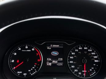 Audi A3 1.5 TFSI CoD 35 S line S Tronic Euro 6 (s/s) 4dr