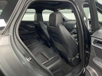 Jaguar F-PACE 2.0 D180 Chequered Flag Auto AWD Euro 6 (s/s) 5dr