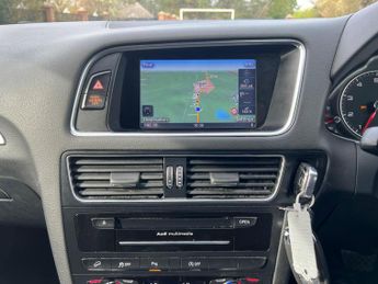 Audi Q5 2.0 TFSI SE Tiptronic quattro Euro 5 (s/s) 5dr