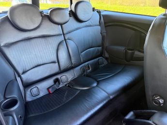 MINI Clubman 2.0 Cooper D Auto Euro 5 5dr