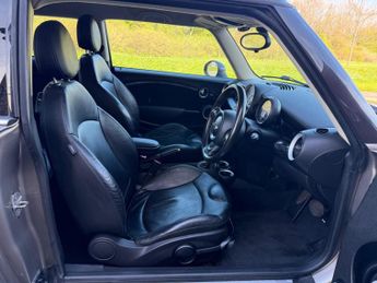 MINI Clubman 2.0 Cooper D Auto Euro 5 5dr