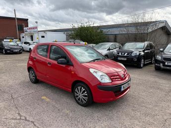 Nissan Pixo 1.0 Visia Euro 5 5dr