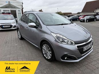 Peugeot 208 1.2 PureTech Signature Euro 6 (s/s) 5dr