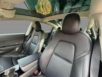 Tesla Model 3 (Dual Motor) Long Range Auto 4WDE 4dr