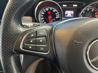 Mercedes-Benz GLA 1.6 GLA180 Urban Edition 7G-DCT Euro 6 (s/s) 5dr