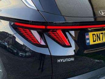 Hyundai TUCSON 1.6 h T-GDi 13.8kWh Premium Auto 4WD Euro 6 (s/s) 5dr