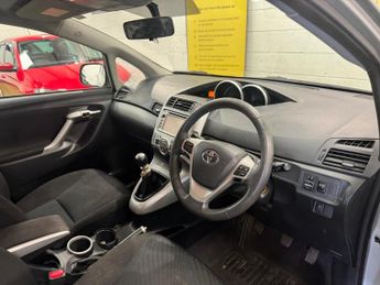 Toyota Verso 2.0 D-4D TR Euro 5 5dr