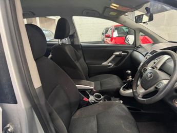 Toyota Verso 2.0 D-4D TR Euro 5 5dr