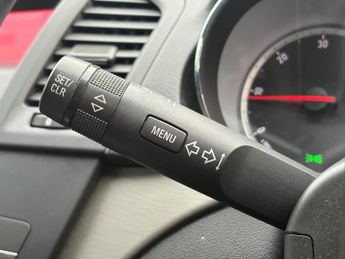 Vauxhall Insignia 2.0 CDTi Exclusiv Auto Euro 5 5dr