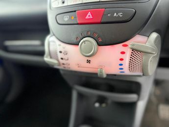 Toyota AYGO 1.0 VVT-i Blue Euro 4 5dr