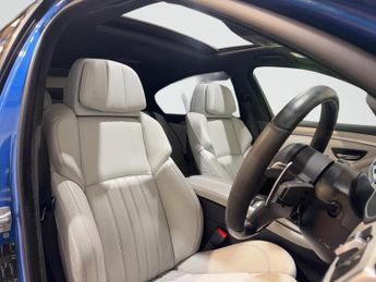 BMW M5 4.4 V8 DCT Euro 6 (s/s) 4dr