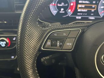 Audi A4 2.0 TDI 35 Black Edition Saloon 4dr Diesel S Tronic Euro 6 (s/s)