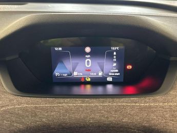 Skoda Enyaq 62kWh 60 Nav Loft SUV 5dr Electric Auto (179 ps)