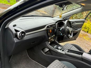 MG MG ZS 44.5kWh Excite Auto 5dr