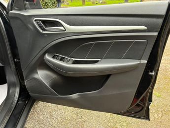 MG MG ZS 44.5kWh Excite Auto 5dr